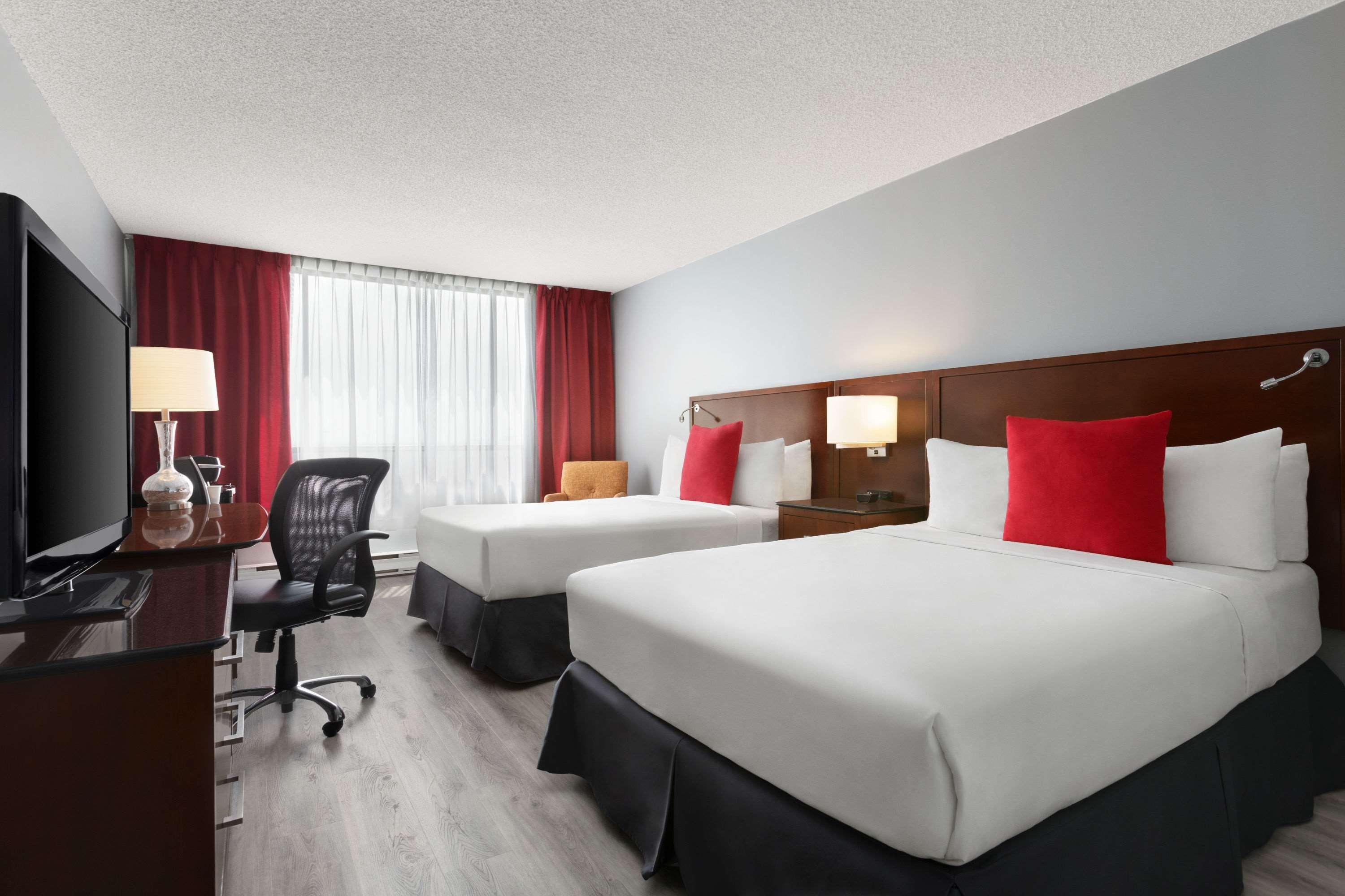 Travelodge By Wyndham Quebec City Hotel & Convention Centre Esterno foto