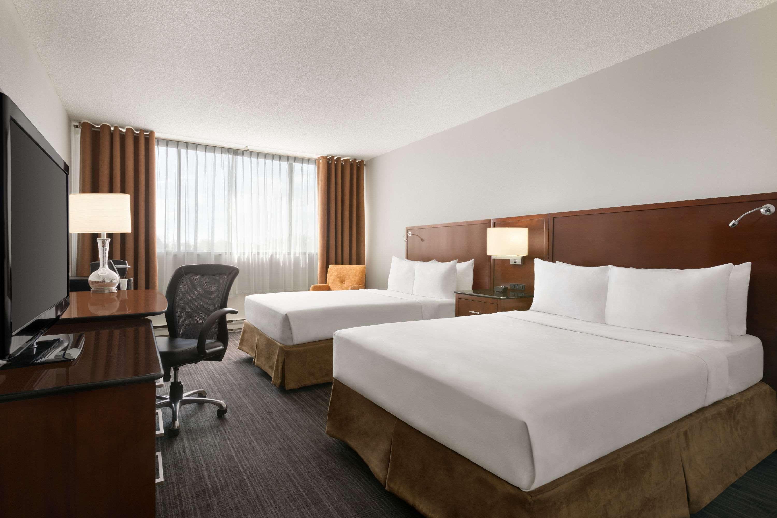 Travelodge By Wyndham Quebec City Hotel & Convention Centre Esterno foto