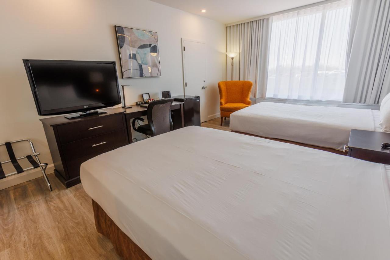 Travelodge By Wyndham Quebec City Hotel & Convention Centre Esterno foto