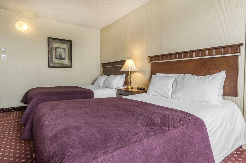 Travelodge By Wyndham Quebec City Hotel & Convention Centre Esterno foto